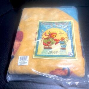 BNWT OLD FRIEND GREATEST GIFT 53 1/4”x 64 1/4” Blanket Made For Books Are Fun